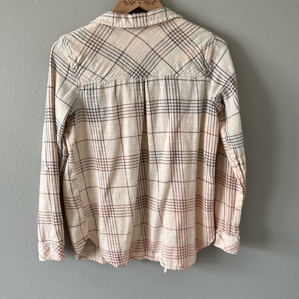 Thread & Supply Plaid Flannel Button Down Small Cream Gray Pink - Picture 10 of 11